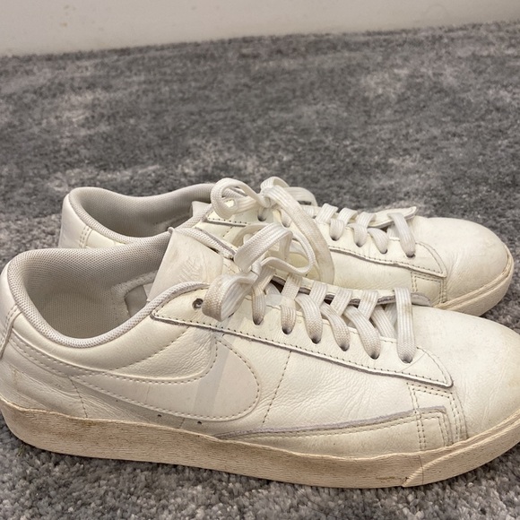 NIKE platform canvas white shoes size us 8.5 - Picture 2 of 3